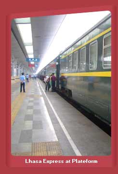 Lhasa Express at Platform